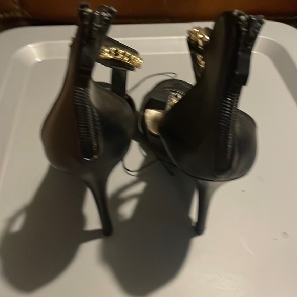 MADELINE GIRL Size 8.5 High Heels/ Brand New - Never Worn - Picture 4 of 4